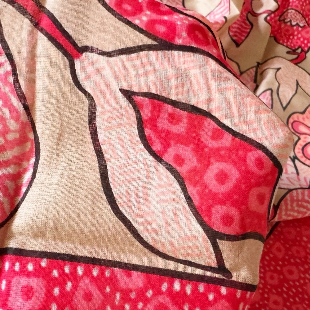 Adrienne Vittadini Vintage Red Flowered Scarf - Picture 9 of 11